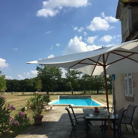 Maison Du Fermier Epineuil-le-Fleuriel Buitenkant foto